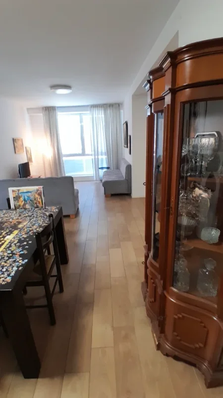 Tirane, jepet me qera apartament 1+1+Aneks+Ballkon Kati 9, 92 m² 500 € (Turdiu Garden)