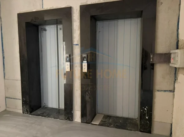 Tirane, shitet apartament 1+1+Ballkon Kati 2, 71 m² 128.400 € (Rruga Ali visha)