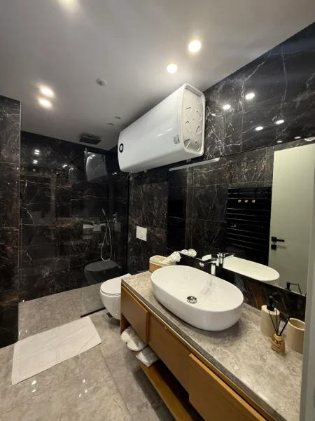 ✨Apartament luksoz Jepet me qera ditore ,javore  21 Dhjetori Kati 1, 40m² (Rruga Mihal Ciko)