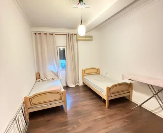Tirane, jepet me qera apartament 2+1 Kati 2, 100 m² 600 € (Don Bosko)