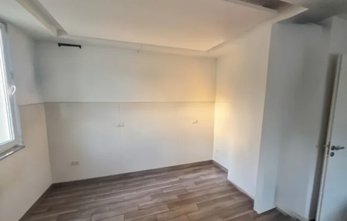 Tirane, shitet apartament 2+1 , 118 m² 165.200 € 