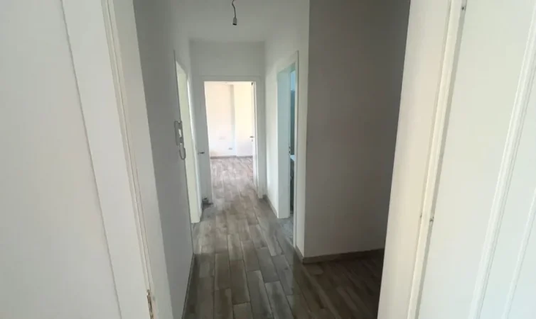 Tirane, shitet apartament 2+1 , 118 m² 165.200 € 