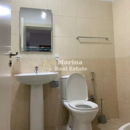 Tirane, jepet me qera apartament 1+1 Kati 5, 65 m² 600 € (Condor Center)