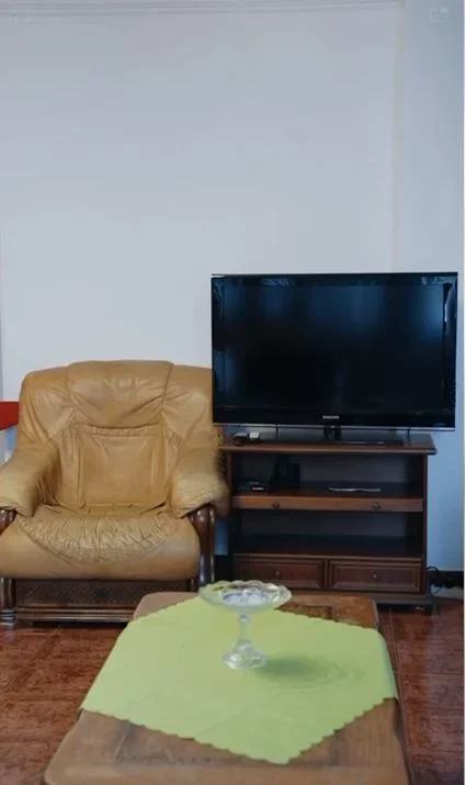 🏢 SHITET APARTAMENT 2+1 TEK  ZOGU I ZI, PRANË RING CENTER