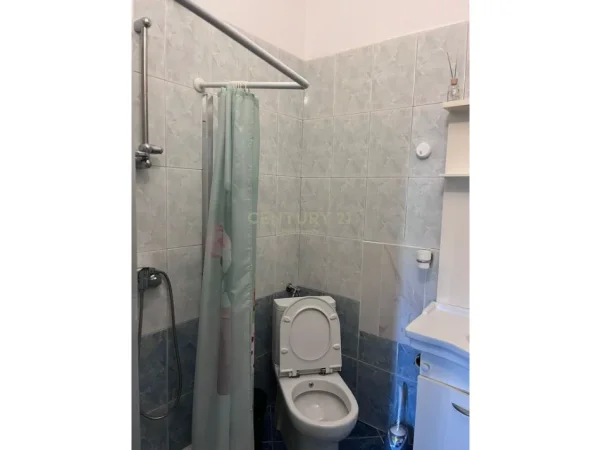 Durres, jepet me qera apartament 1+1 , 55 m² 450 € 