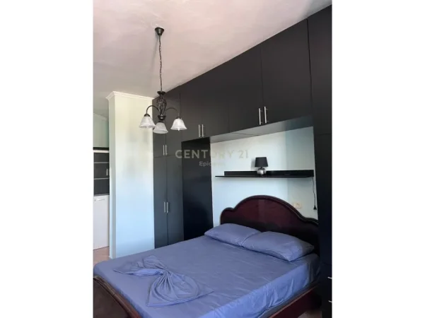 Durres, jepet me qera apartament 1+1 , 55 m² 450 € 