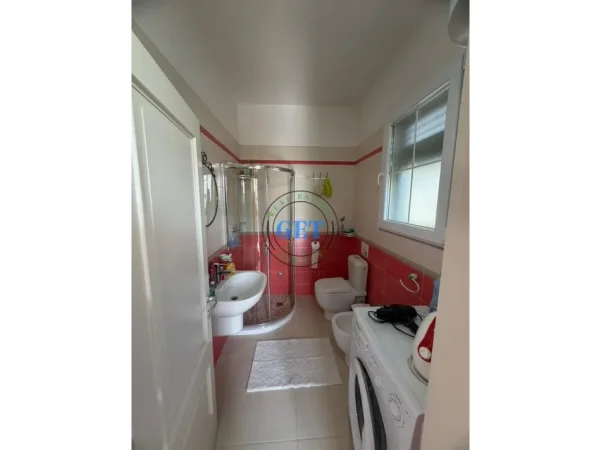 Durres, jepet me qera apartament 2+1 Kati 2, 85 m² 450 € 