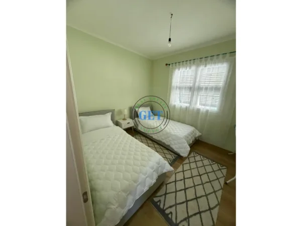 Durres, jepet me qera apartament 2+1 Kati 2, 85 m² 450 € 