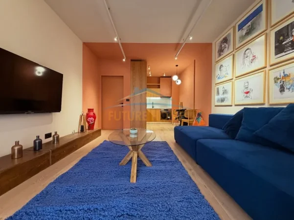 Tirane, jepet me qera apartament 1+1 Kati 12, 75 m² 900 € (Ish Ekspozita prane Bulevardit Gjergj Fishta)