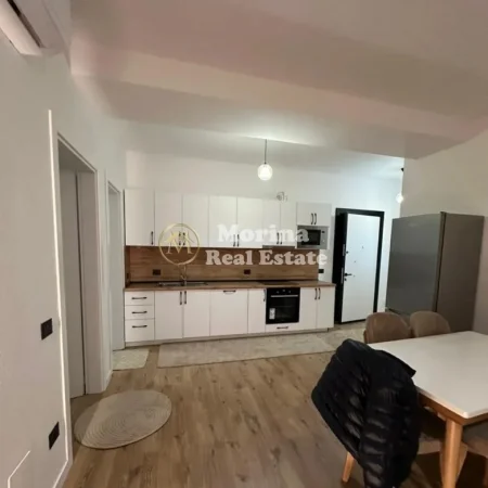 Tirane, jepet me qera apartament 2+1 Kati 5, 105 m² 600 € (Paskuqan)