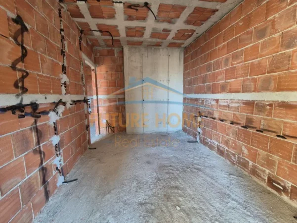 Tirane, shitet apartament Kati 3, 70 m² 125.800 € (Rruga Stavri Themeli)