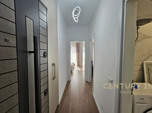 Tirane, shitet apartament 1+1 Kati 6, 67 m² 120.000 € 