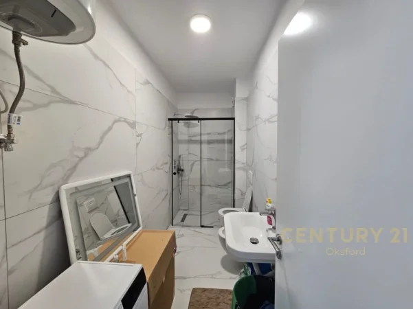 Tirane, shitet apartament 1+1 Kati 6, 67 m² 120.000 € 