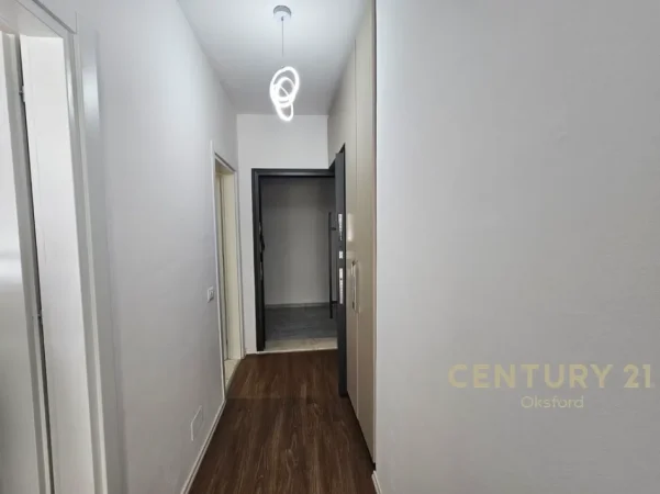 Tirane, shitet apartament 1+1 Kati 6, 67 m² 120.000 € 