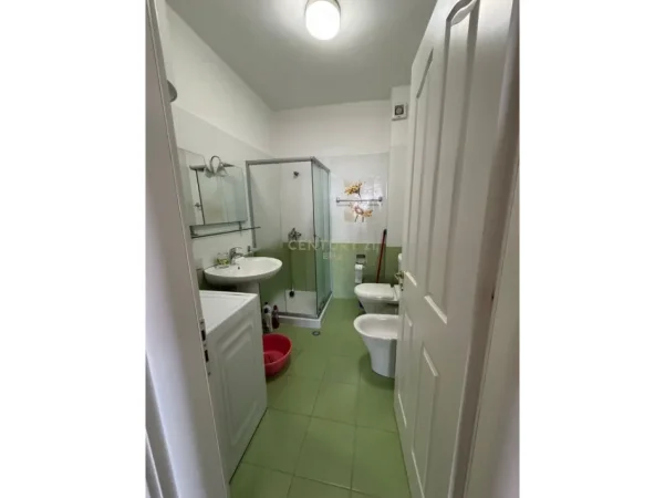 Tirane, shitet apartament duplex 2+1+Ballkon Kati 1, 110 m² 250.000 € (Kodra e Diellit 1)