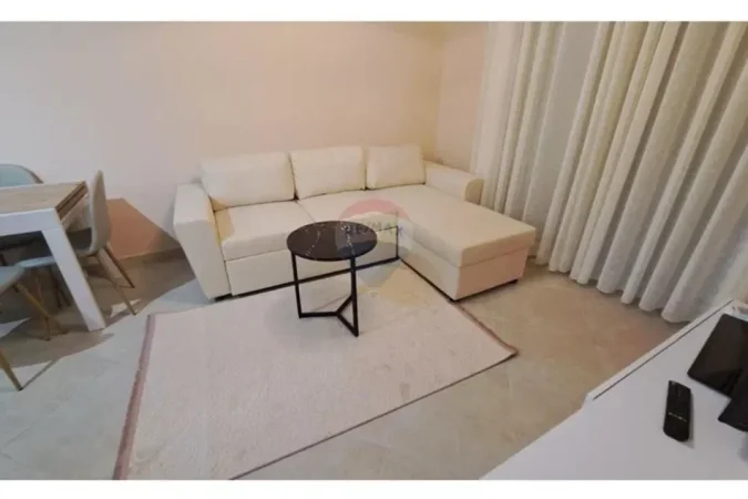 Tirane, jepet me qera apartament 2+1 Kati 5, 80 m² 650 € (Rruga Haxhi Hysendalliu)