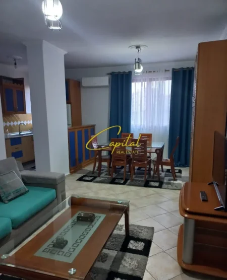 Tirane, jepet me qera apartament 1+1 Kati 4, 70 m² 500 € (SELITE)