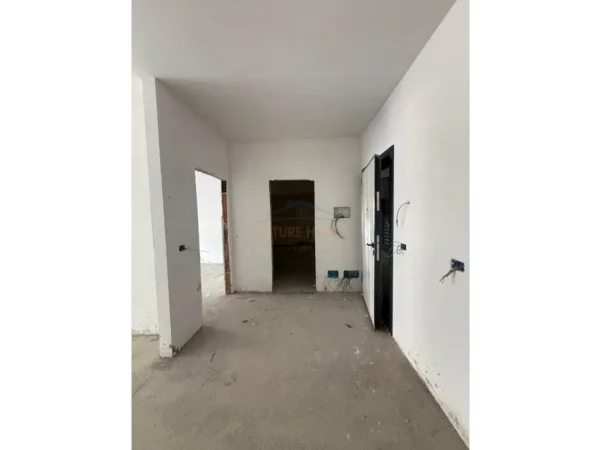 Tirane, shitet apartament 1+1 Kati 6, 64 m² 83.174 € (Paskuqan)