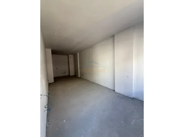 Tirane, shitet apartament 1+1 Kati 6, 64 m² 83.174 € (Paskuqan)