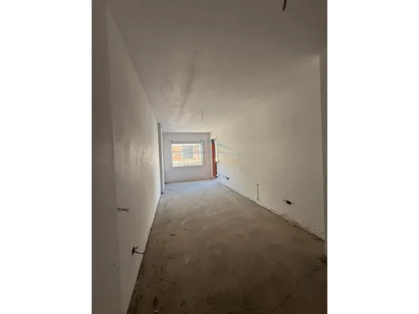 Tirane, shitet apartament 1+1 Kati 6, 64 m² 83.174 € (Paskuqan)