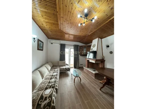 Durres, jap me qera apartament 1+1 Kati 4, 120 m² 400 € 