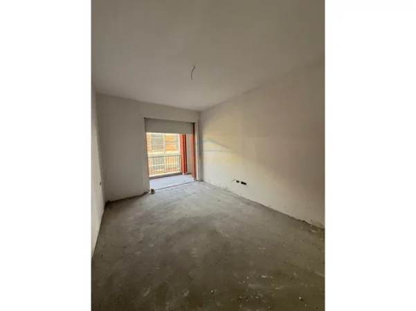 Tirane, shitet apartament 1+1 Kati 5, 71 m² 92.625 € (Paskuqan)
