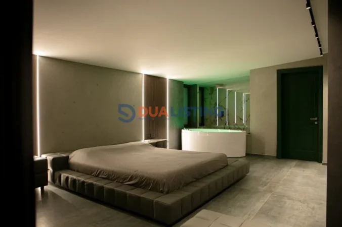 Tirane, jepet me qera apartament 2+1 , 390 m² 5.000 € (Liqeni i Thate)