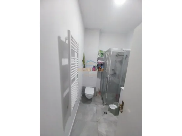 Tirane, shitet apartament 1+1 Kati 6, 64 m² 108.000 € (Yzberisht)