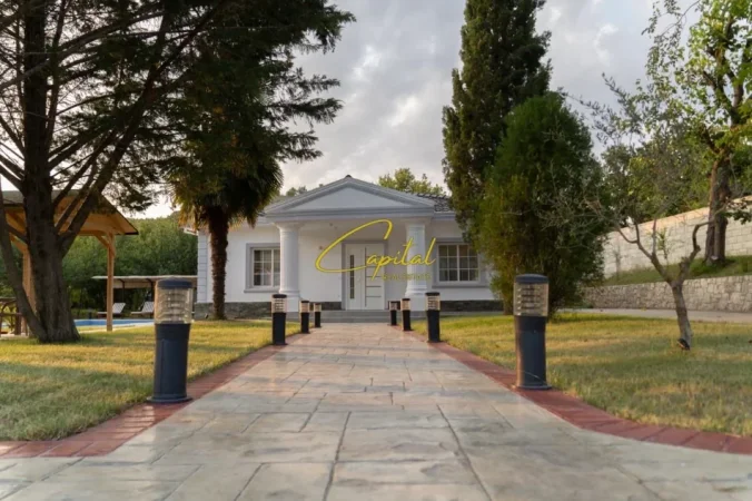 Tirane, jepet me qera Vile 3+1 Kati 1, 135m² 1.000 € (BALDUSHK)