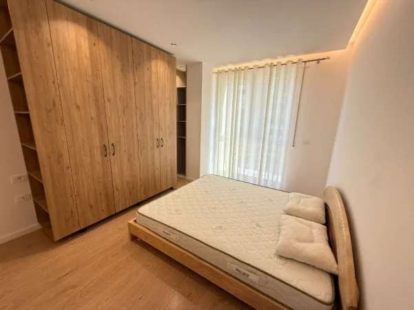 Tirane, jepet me qera apartament 1+1+Ballkon Kati 1, 63 m² 700 € (Fiori Di Bosco)