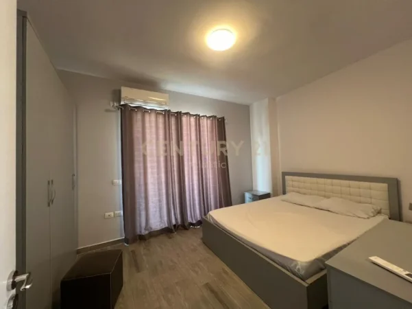 Durres, jepet me qera apartament 1+1 Kati 5, 70 m² 350 € (Plazh,Iliria)