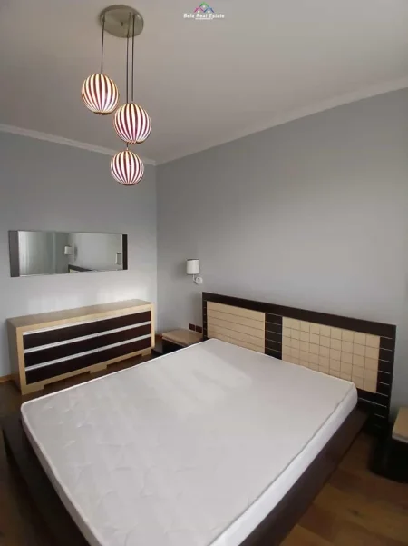 Tirane, jepet me qera apartament 2+1 Kati 8, 120 m² 800 € (selvia)