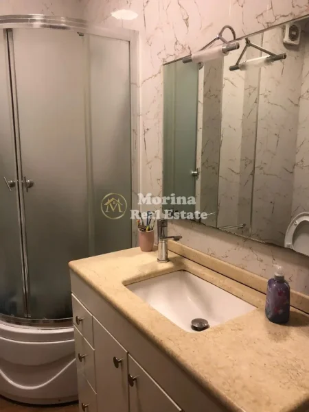 Tirane, jepet me qera apartament 1+1 Kati 5, 65 m² 400 € (Yzberisht)