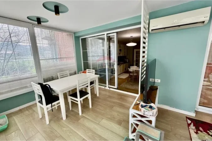 Tirane, jepet me qera apartament 2+1+Aneks+Ballkon Kati 2, 150 m² 1.900 € (Rruga e Kosovareve)