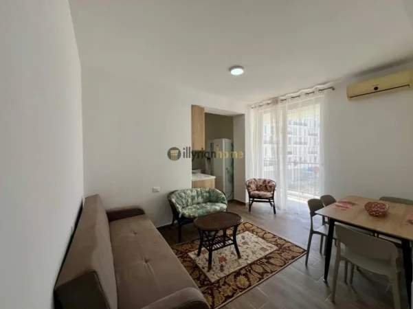 Tirane, jepet me qera 2+1+Ballkon Kati 2, 73 m² 420 € (Rruga 5 Maji)