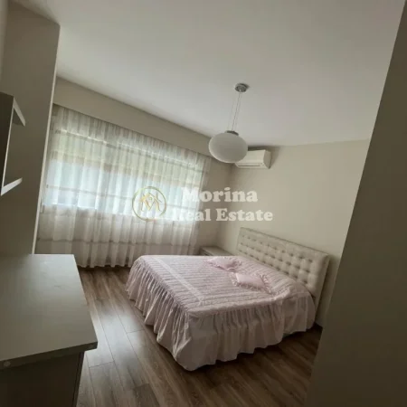 Tirane, jepet me qera apartament 2+1 Kati 2, 130 m² 1.500 € (Teg, Long Hill)