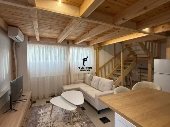 Tirane, jepet me qera apartament 2+1+Ballkon Kati 2, 70 m² 650 € (SELVIA)