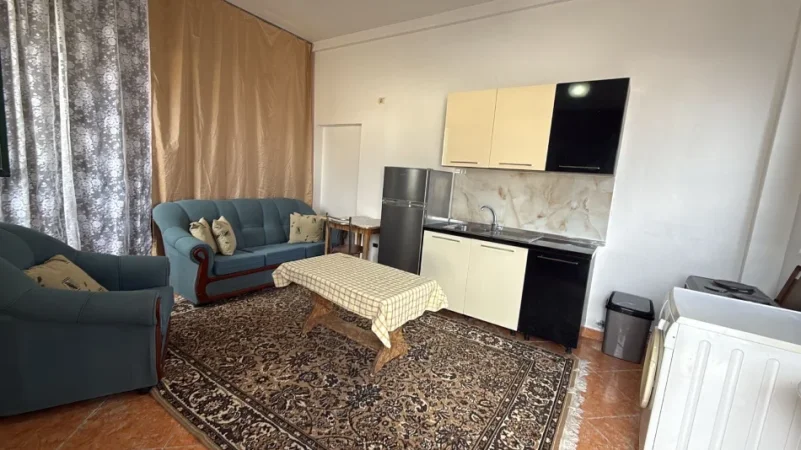 Tirane, jap me qera 1+1 , 