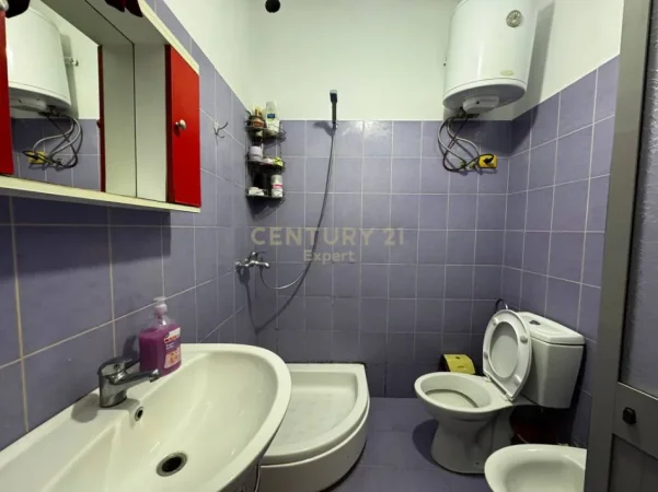 Tirane, shitet apartament 1+1 Kati 2, 46 m² 63.000 € 