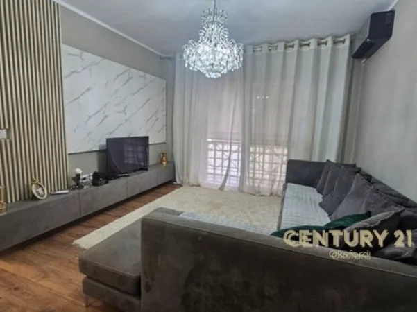 Tirane, shitet apartament 2+1 , 102 m² 270.000 € (Barrikadat)