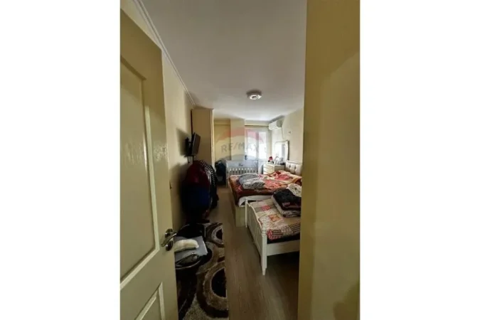 Tirane, shes apartament 1+1 Kati 3, 76 m² 122.000 € (Yzberisht)