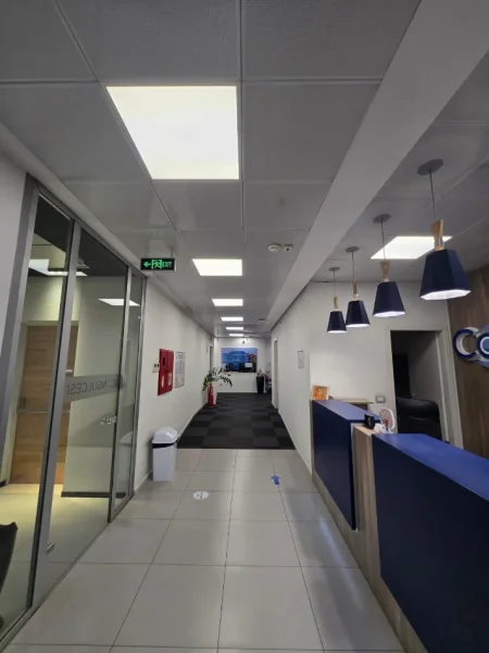 Tirane, jepet me qera zyre Kati 8, 770 m² 17.700 € (RRUGA MUHAMED GJOLLESHA)