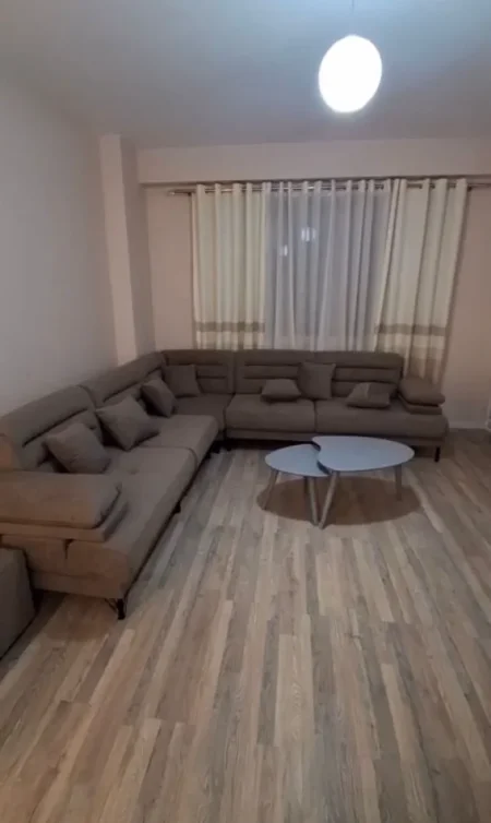 Tirane, jepet me qera apartament 1+1 Kati 3, 70 m² 480 € (Astir, Urban Gate)