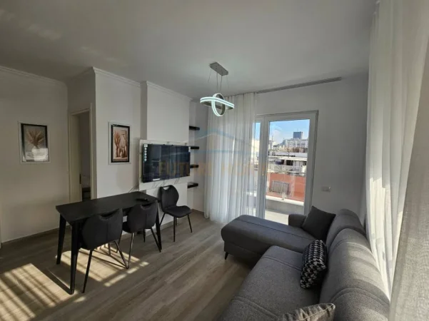 Tirane, jepet me qera apartament 2+1+PARKIM , Kati 6, 80 m² 900 € (RRUGA JORDAN MISJA)