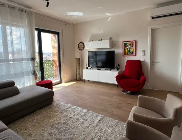 Tirane, jepet me qera apartament 2+1 , 104 m² 1.100 € 