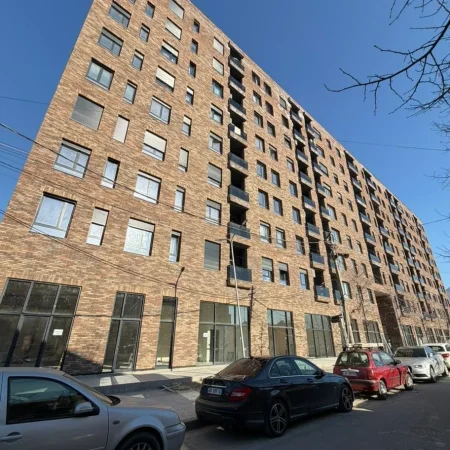 Tirane, shitet apartament 3+1+Aneks+Ballkon , 121 m² 181.350 € (Rruga 5 Maji)