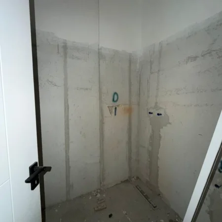 Tirane, shitet apartament 3+1+Aneks+Ballkon , 121 m² 181.350 € (Rruga 5 Maji)