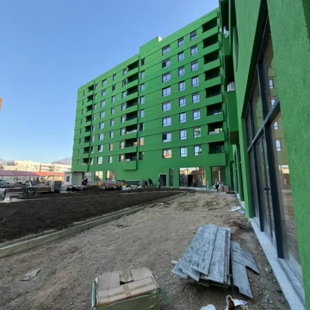 Tirane, shitet apartament 3+1+Aneks+Ballkon , 121 m² 181.350 € (Rruga 5 Maji)