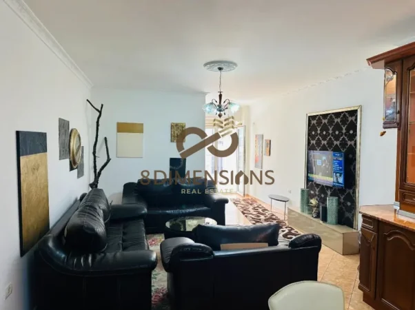 Tirane, jepet me qera 2+1 , 115 m² 650 € (zogu i zi)