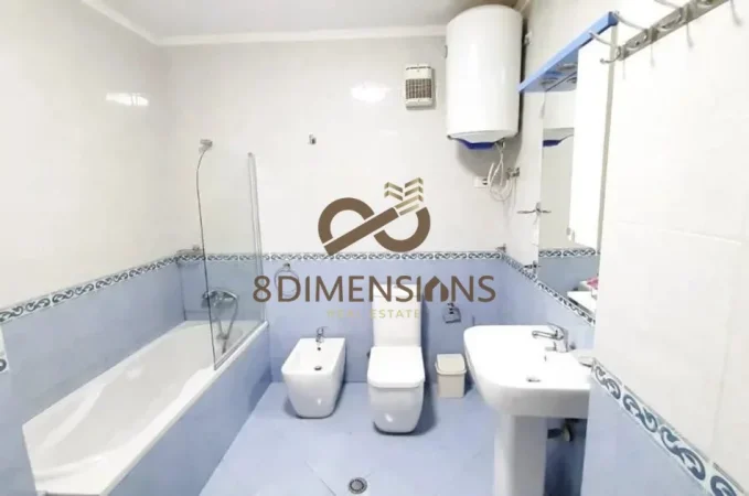 Tirane, jepet me qera 2+1 , 115 m² 650 € (zogu i zi)